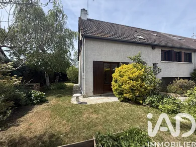 House in Vert-Saint-Denis (77240)
