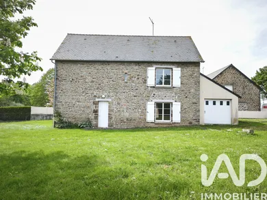 Maison de campagne à Saint-Fraimbault-de-Prières (53300)