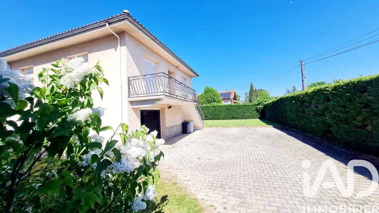 Maison 3 pièces 96 m² · à Sury-le-Comtal · 96 m² · 242 000 €