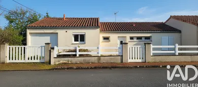Townhouse in Saint-Jean-d'Angély (17400)