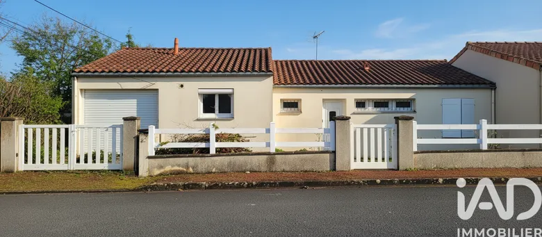 Maison 6 pièces 100 m² · à Saint-Jean-d'Angély · 99,5 m² · 179 000 €