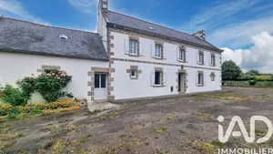 Maison de campagne à Plozévet (29710)