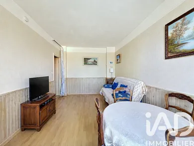 Studio à Saint-Maur-des-Fossés (94210)