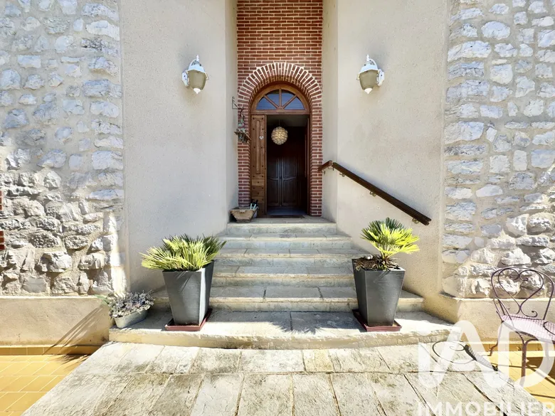 Maison 6 pièces 200 m² · à Caussade · 200 m² · 335 000 €