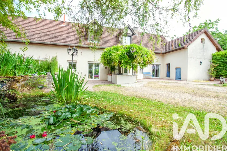 Maison 9 pièces 180 m² · à Arceau · 180 m² · 490 000 €