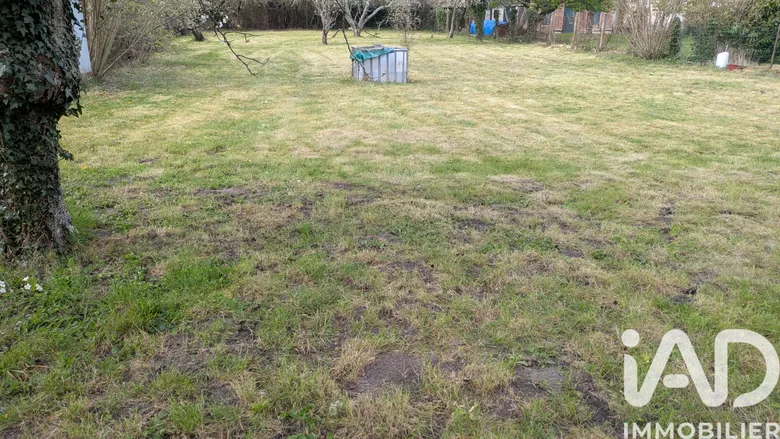 Terrain à bâtir à Cernoy-en-Berry (45360) · 25 000 €