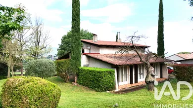 Architectural house in Laveyron (26240)