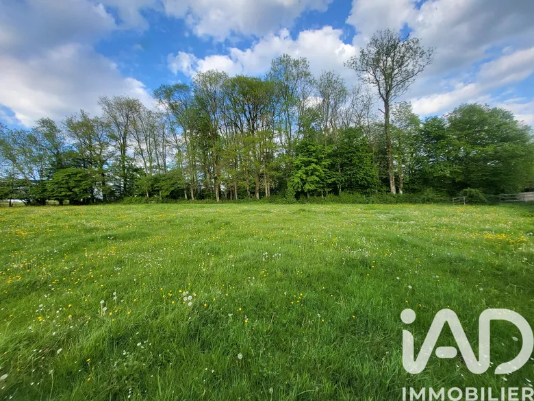 Terrain à bâtir à Saint-Menges (08200) · 33 000 €