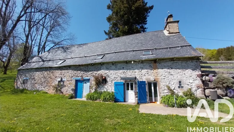 Maison 7 pièces 190 m² · à Égliseneuve-d'Entraigues · 190 m² · 199 000 €