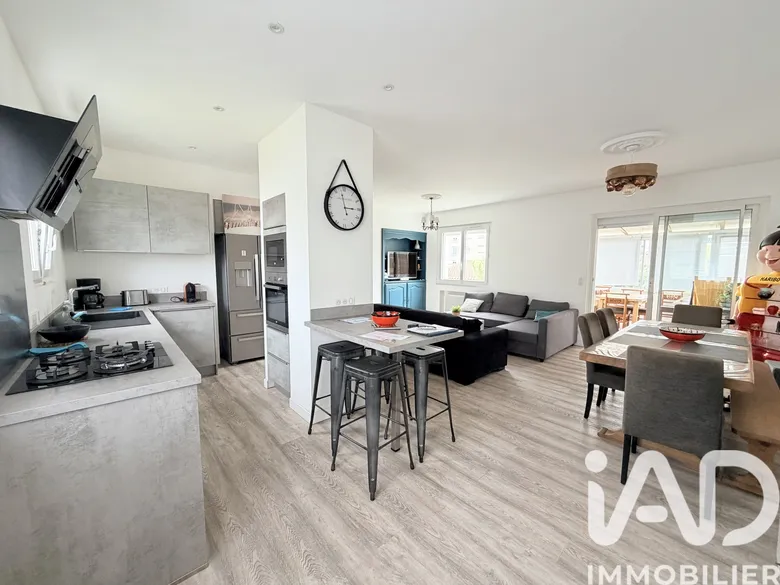Maison 5 pièces 110 m² · à La Rochelle · 110 m² · 470 000 €