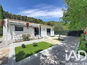 Maison à Saint-Zacharie (83640)