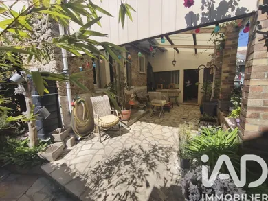 Maison à Le Mesnil-Saint-Denis (78320)