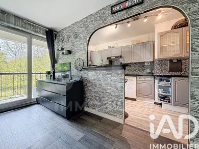 Apartment in Chennevières-sur-Marne (94430)