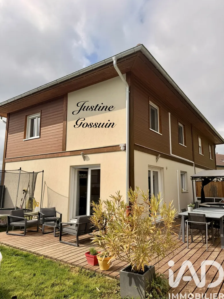 Maison 5 pièces 90 m² · à Marlioz · 90 m² · 439 000 €