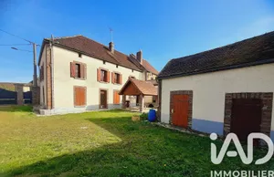 Maison de village à Arces-Dilo (89320)