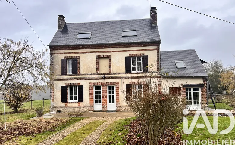 Maison 6 pièces 133 m² · à Saint-Germain-la-Campagne · 133 m² · 249 500 €