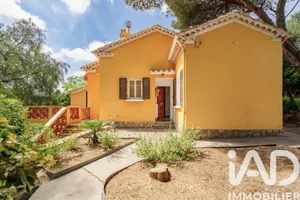 Maison à Hyères (83400)