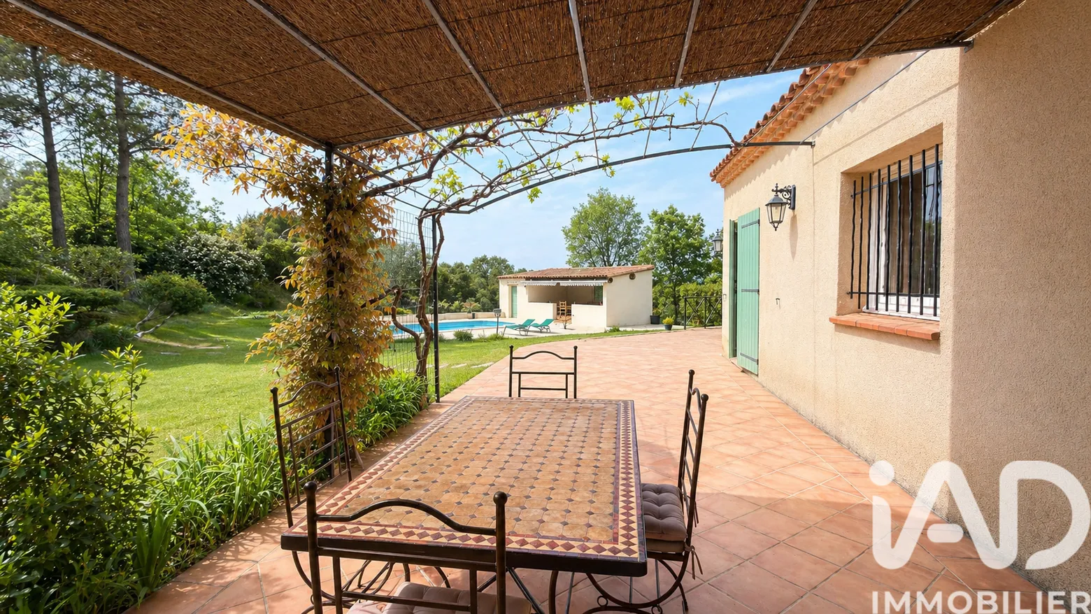 Vente maison à Jouques (13490) : maison 6 pièces 165 m² — 3