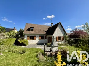 Traditional house in La Ville-du-Bois (91620)