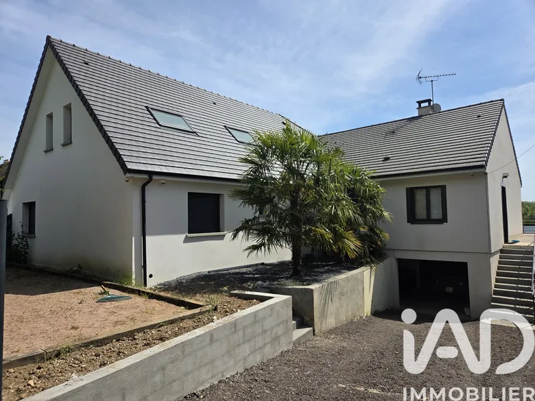 Maison 7 pièces 210 m² · à Oissel · 210 m² · 339 500 €