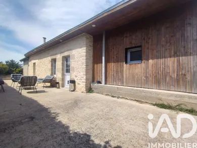 Maison de village à Bourg-le-Roi (72610)