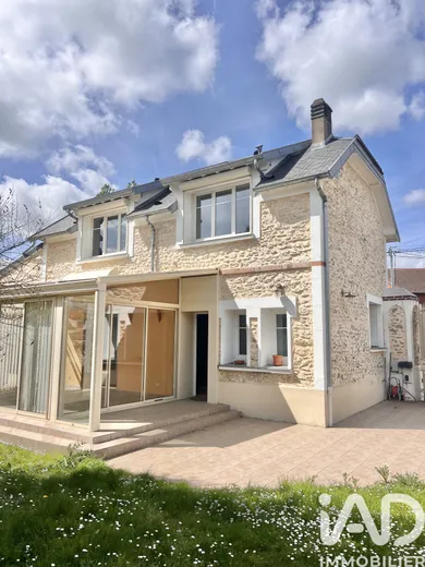 Maison à Saint-Fargeau-Ponthierry (77310)