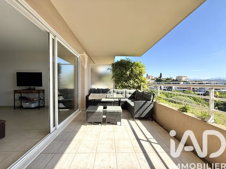 Appartement 3 pièces 69 m² · à Saint-Laurent-du-Var · 69 m² · 399 000 €