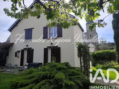 Traditional house in Briarres-sur-Essonne (45390)
