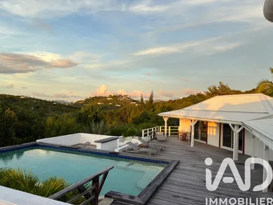 Maison traditionnelle à SAINT MARTIN  (97150)