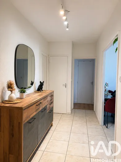 Apartment in Moulins (03000)