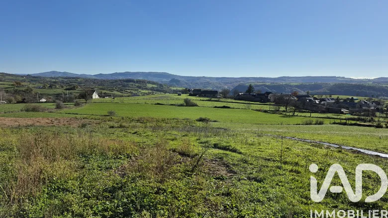 Terrain à Coubisou (12190) · 59 800 €