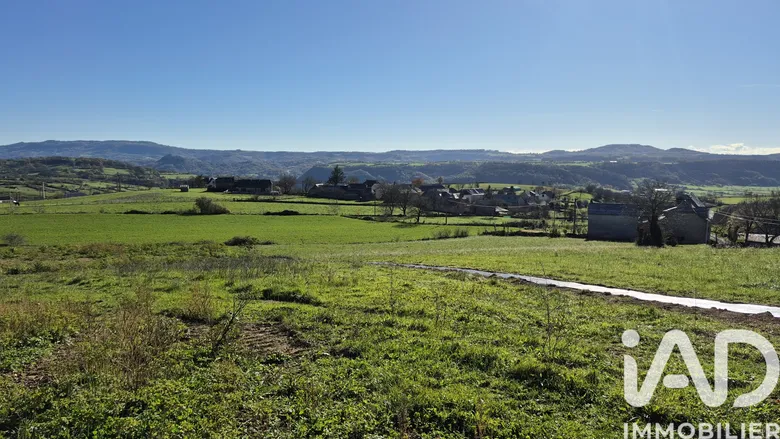 Terrain à Coubisou (12190) · 57 000 €