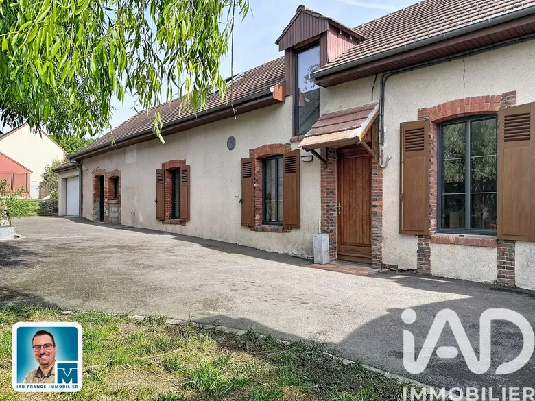 Maison 5 pièces 120 m² · à Saint-Prest · 120 m² · 290 000 €