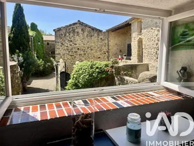 Village house in Fontarèches (30580)