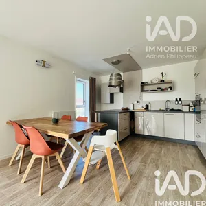 Apartment in Rezé (44400)