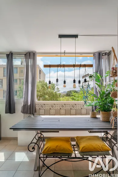 Appartement à Hyères (83400)