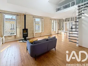 Maison à Bordeaux (33300)