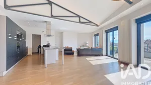Apartment in Moulins (03000)