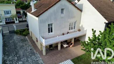 Townhouse in Sens (89100)