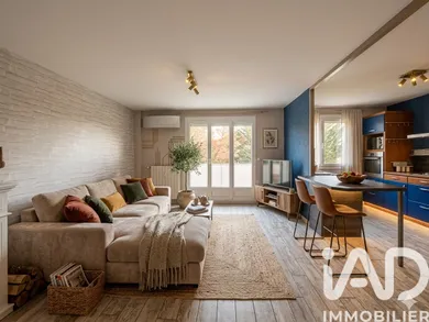 Apartment in Décines-Charpieu (69150)