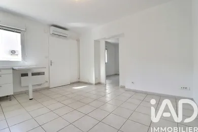 Apartment in Salon-de-Provence (13300)