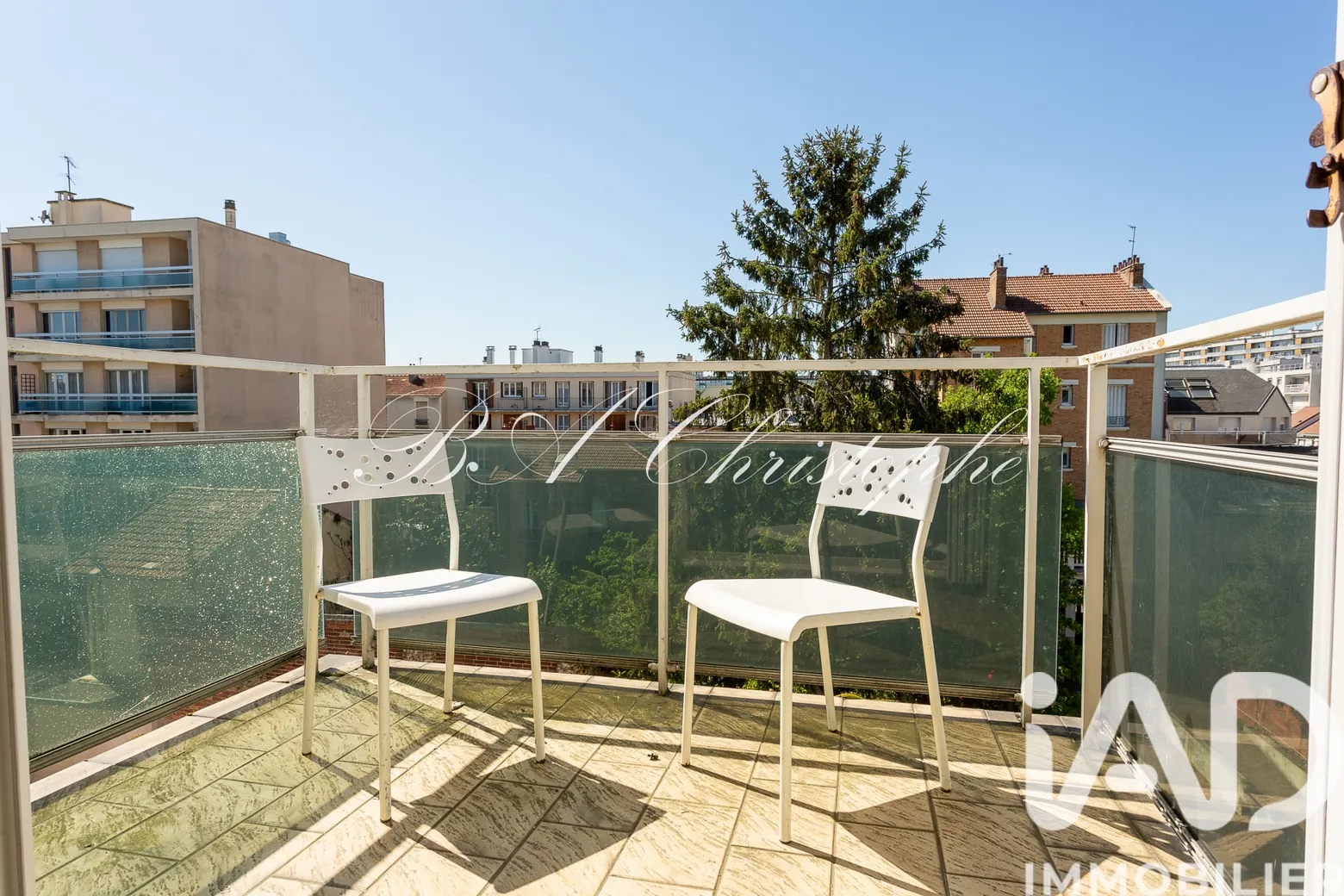 Vente appartement à Bondy (93140) : appartement 5 pièces 96 m² - 2012739 — 2