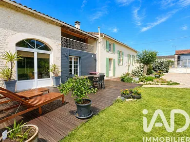 Longère à Val-du-Mignon (79210)