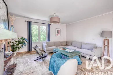 Maison traditionnelle à Trilport (77470)