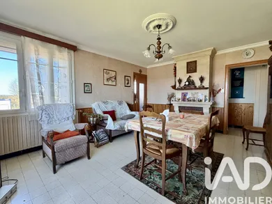 Traditional house in La Châtaigneraie (85120)