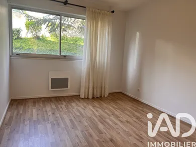 Appartement à Clermont-Ferrand (63100)