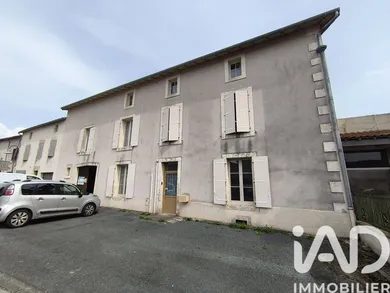 House in Chenay (79120)
