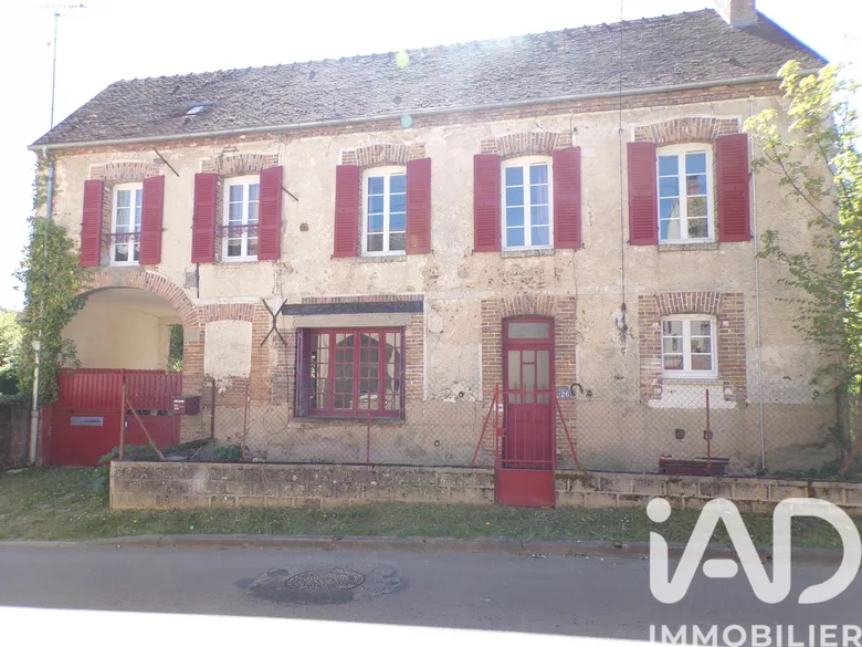 Maison 5 pièces 133 m² · à Dollot · 133 m² · 168 000 €