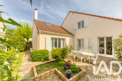 Maison à Noisy-le-Grand (93160)