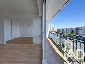 Apartment in La Rochelle (17000)